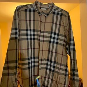 Men’s Burberry Britt button down shirt